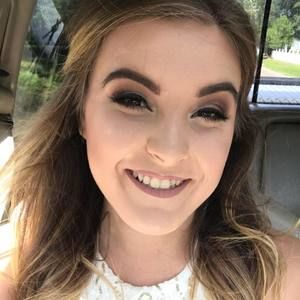 Meet your Posher, Carly